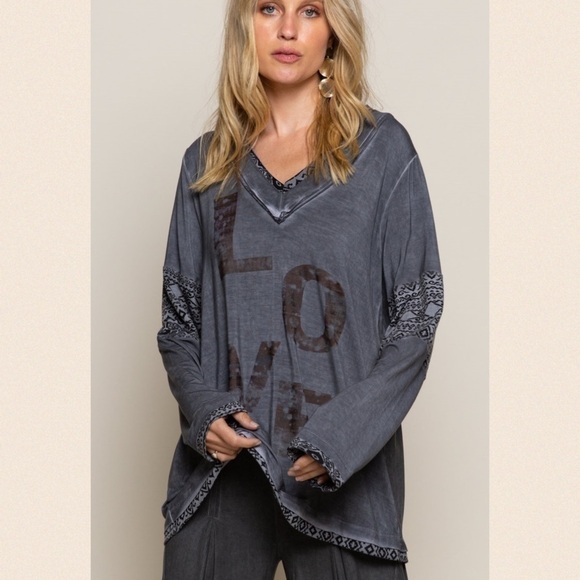 Last one! Midnight Charcoal “Love So Love” Top - Picture 1 of 4